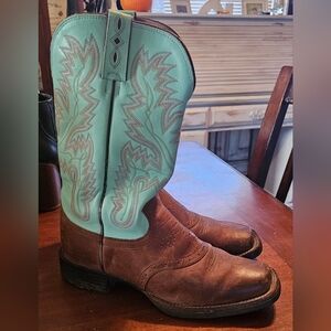 Women's Sz 8.5 Justin Turquoise and Brown Western Boots